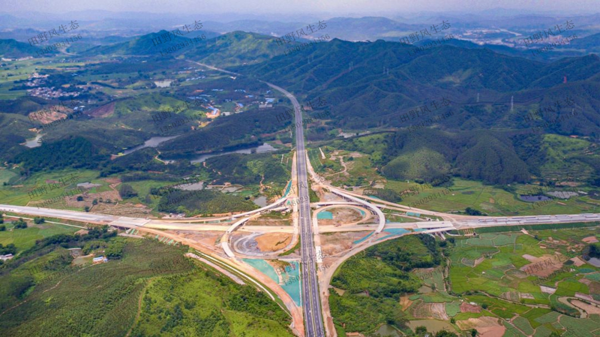 韶新高速?gòu)?fù)綠前 韶新高速?gòu)?fù)綠前